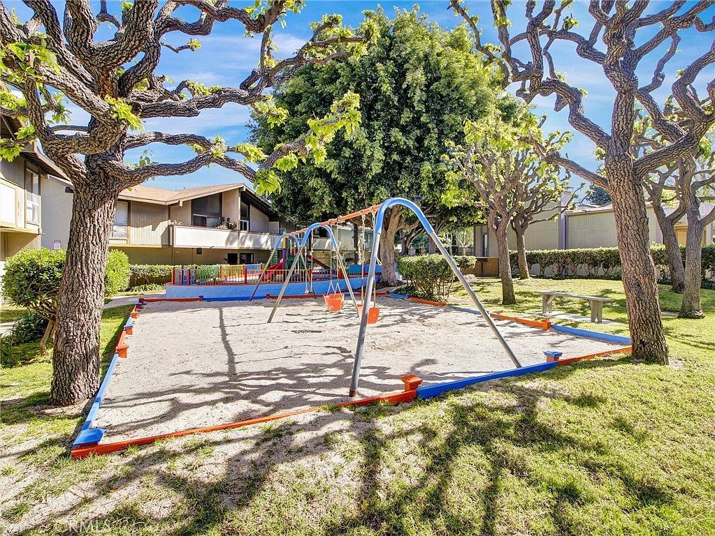 806 Coriander Dr Unit C Torrance, CA 90502 - Thumbnail 5