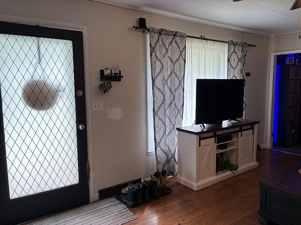 210 Burnette St Richlands, VA 24641 - Thumbnail 5