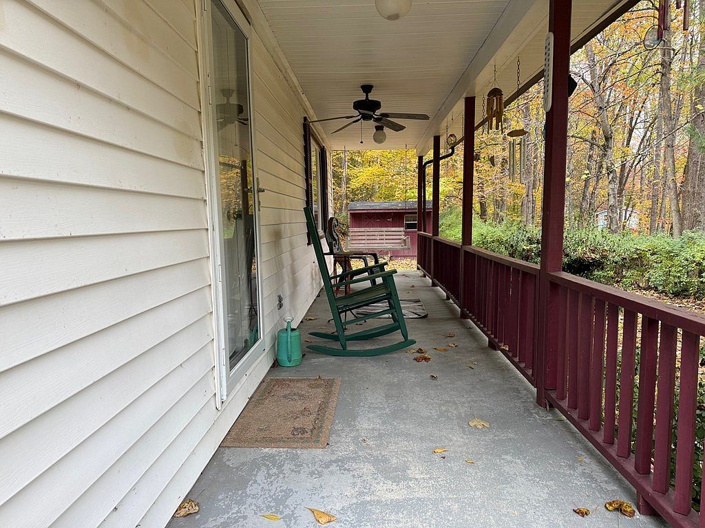 424 King Solomon Colley Rd Breaks, VA 24607 - Thumbnail 5