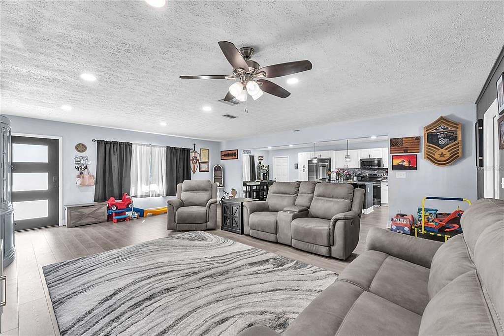 13020 672nd Hwy Riverview, FL 33579 - Thumbnail 5