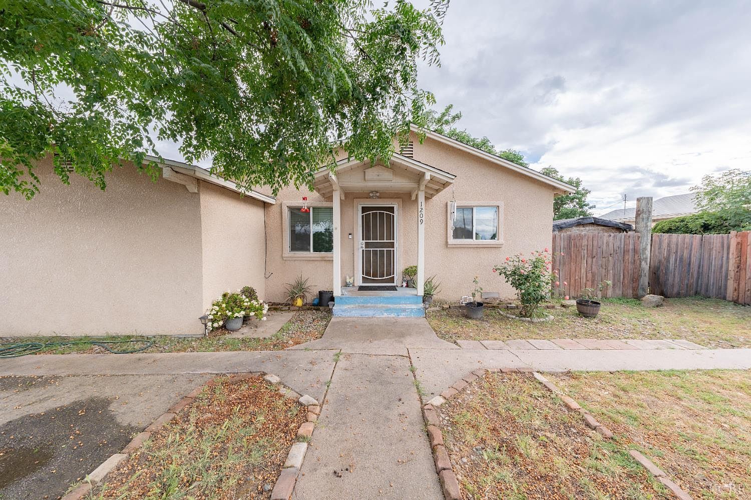 1209 W 6th St Hanford, CA 93230 - Thumbnail 5