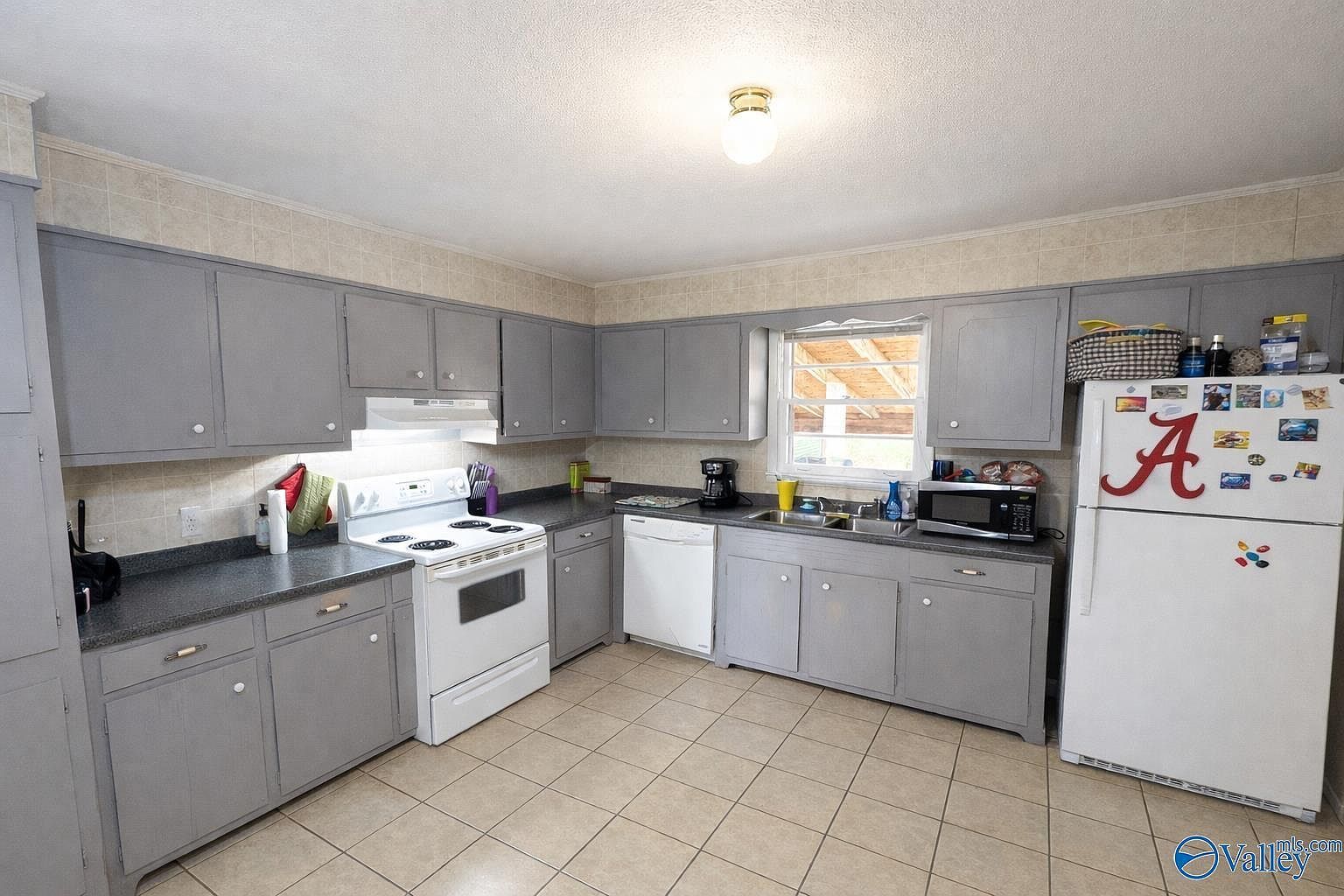 1226 Thomas Dr SW Decatur, AL 35601 - Thumbnail 5