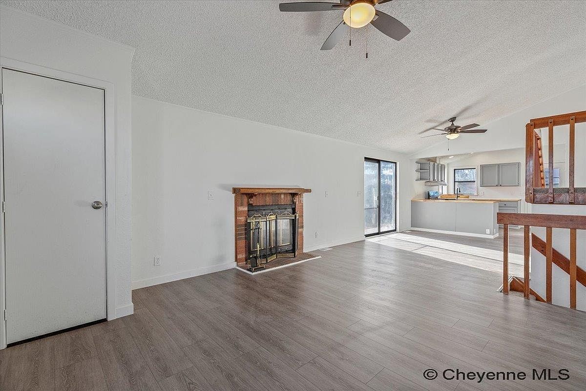 2316 Pine Ave Cheyenne, WY 82007 - Thumbnail 5