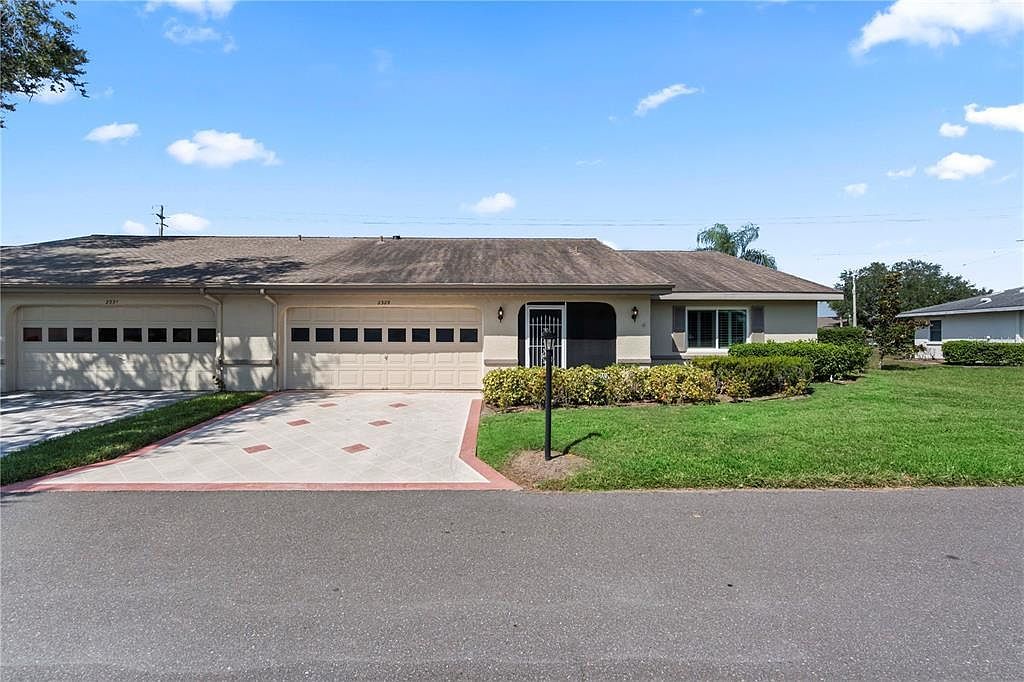 2329 Lancaster Dr Sun City Center, FL 33573 - Thumbnail 5