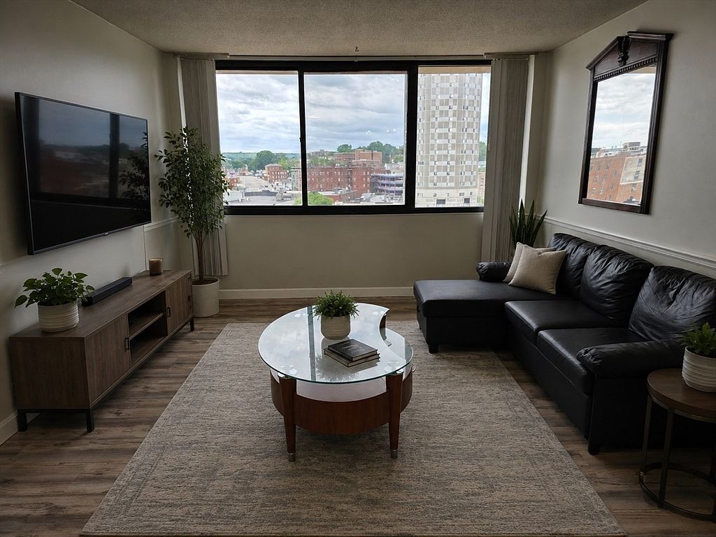 70 Southbridge St Unit 811 Worcester, MA 01608 - Thumbnail 5