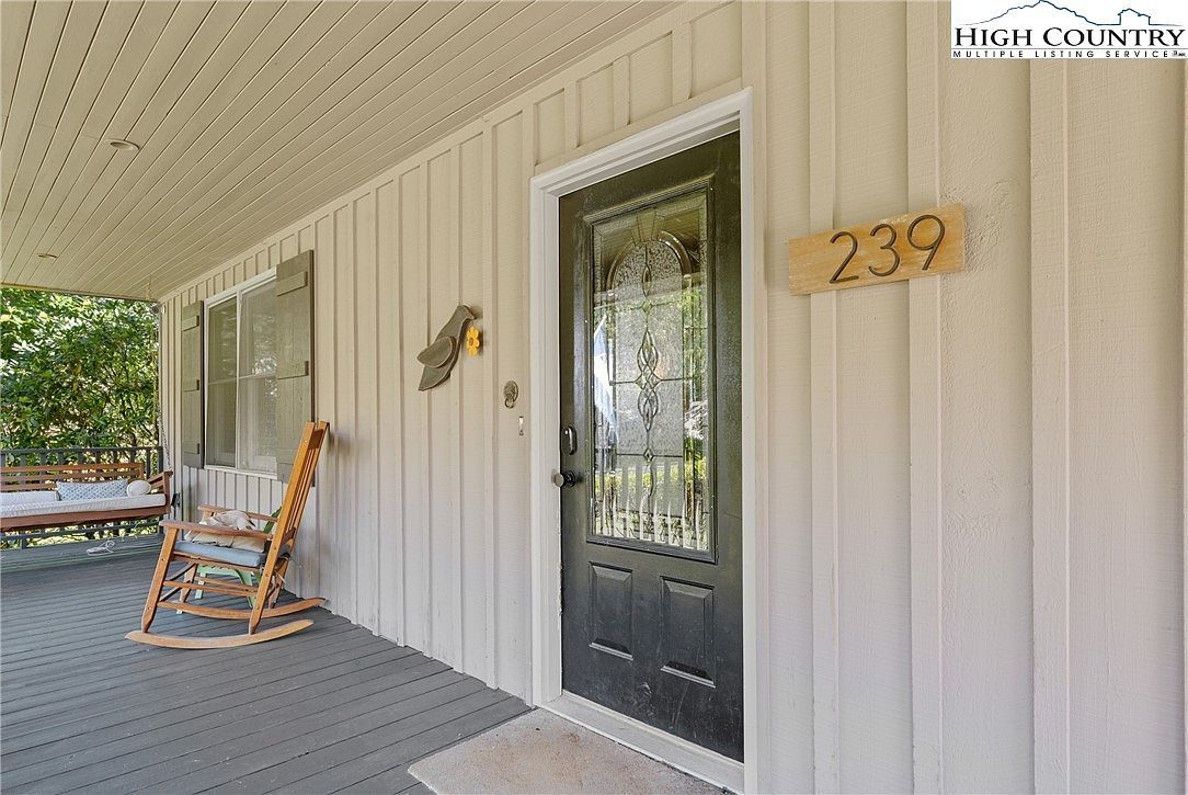 239 Deerfield Estates Rd Boone, NC 28607 - Thumbnail 5