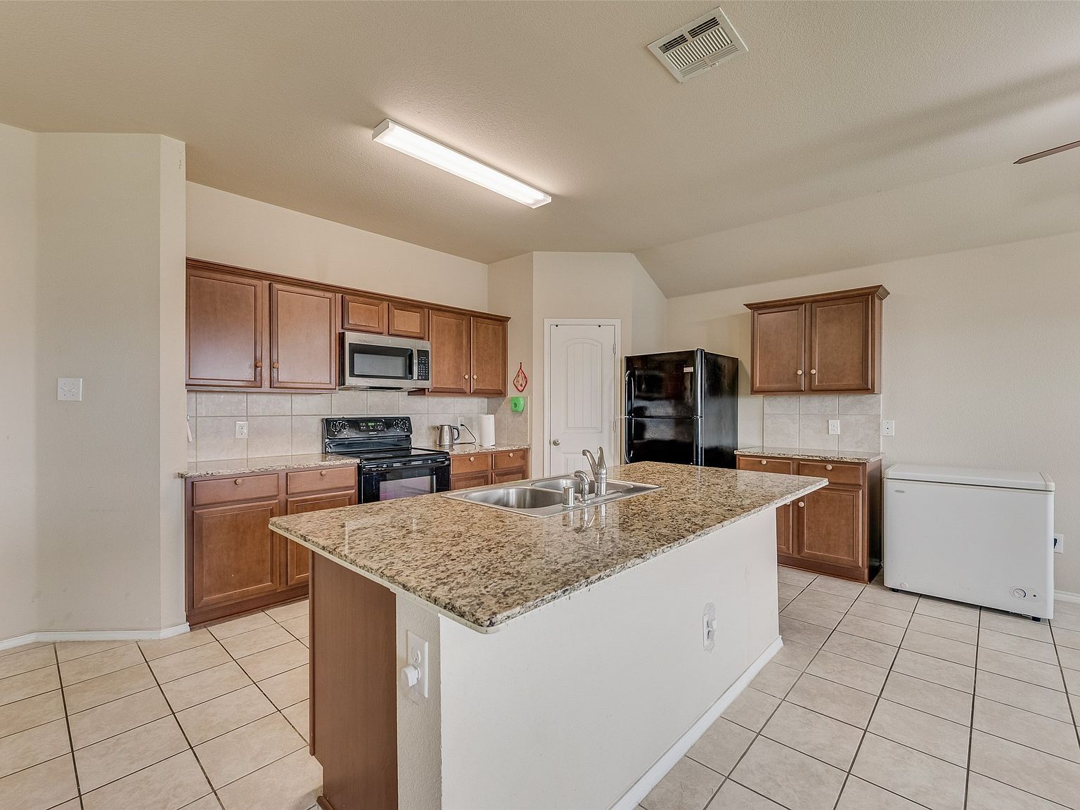 1013 Quartz Trl Princeton, TX 75407 - Thumbnail 5