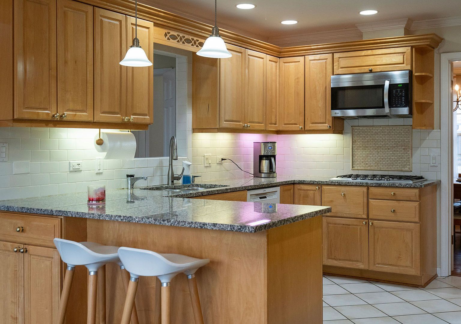 1346 Wessling Dr Northbrook, IL 60062 - Thumbnail 5