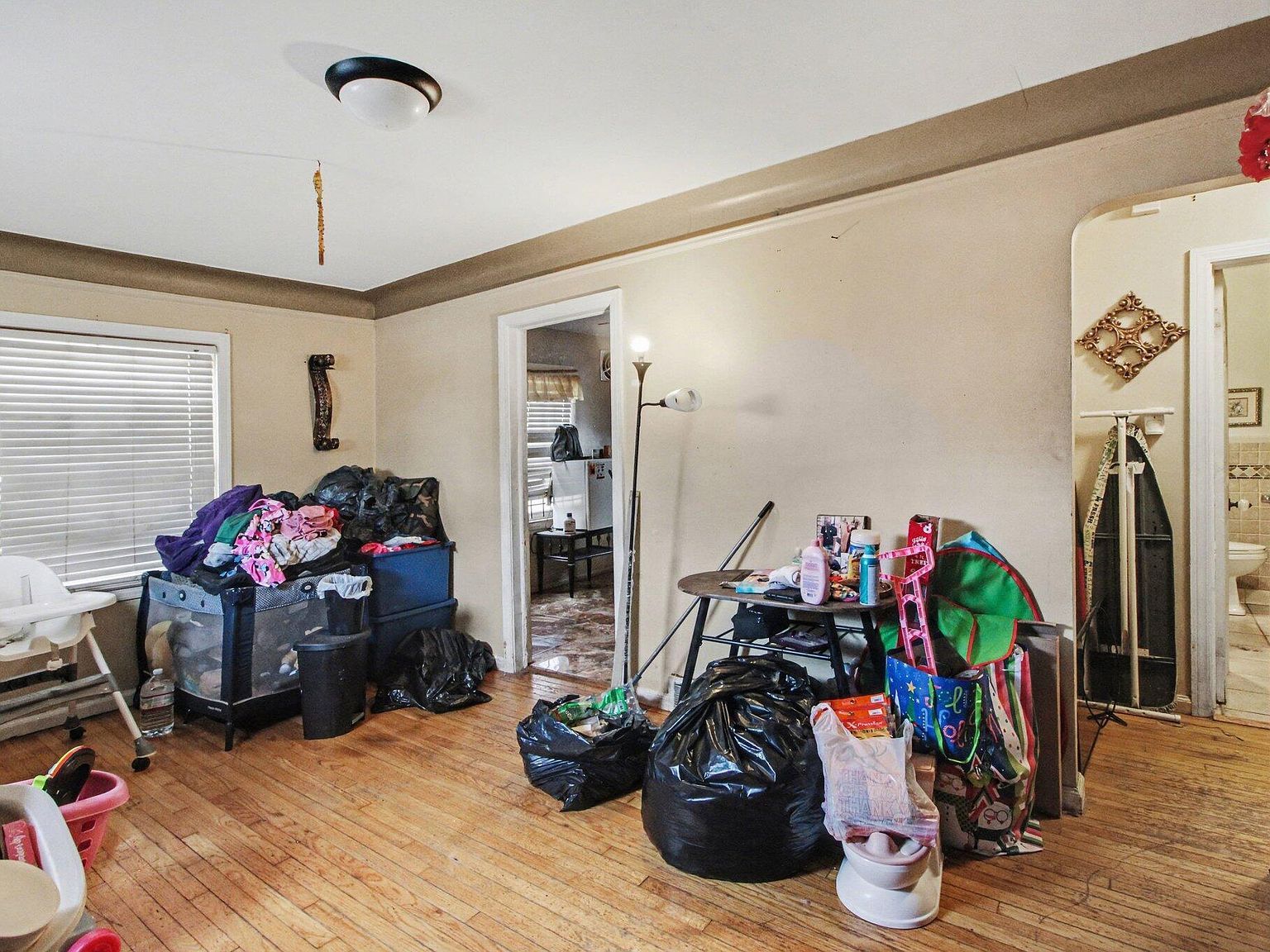 8304 Robson St Detroit, MI 48228 - Thumbnail 5