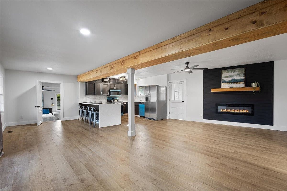 413 E Elm St Perry, FL 32347 - Thumbnail 5