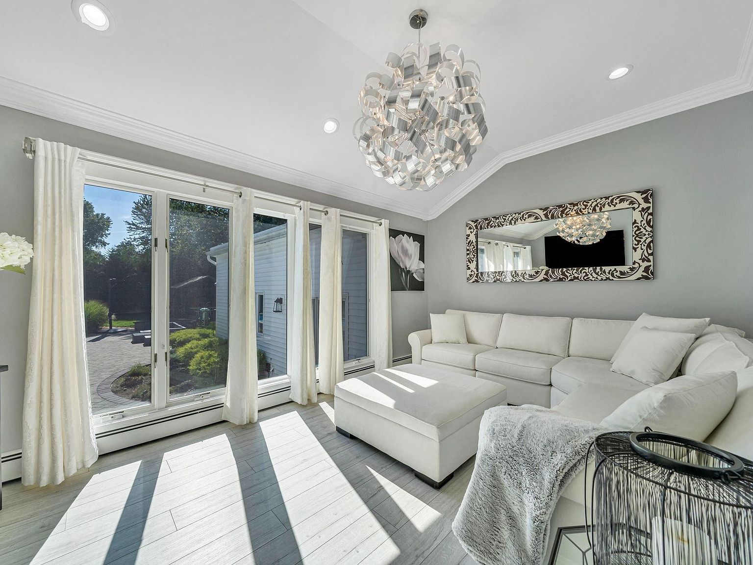 29 Selden Blvd Centereach, NY 11720 - Thumbnail 5