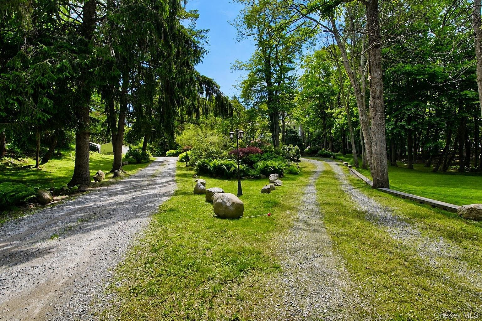 77 Shore Rd Mount Sinai, NY 11766 - Thumbnail 5