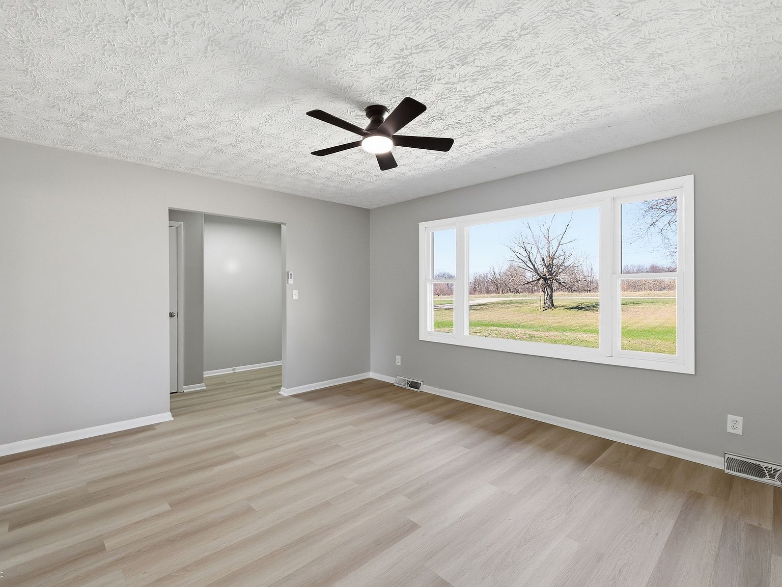 2193 W 100 N Greenfield, IN 46140 - Thumbnail 5