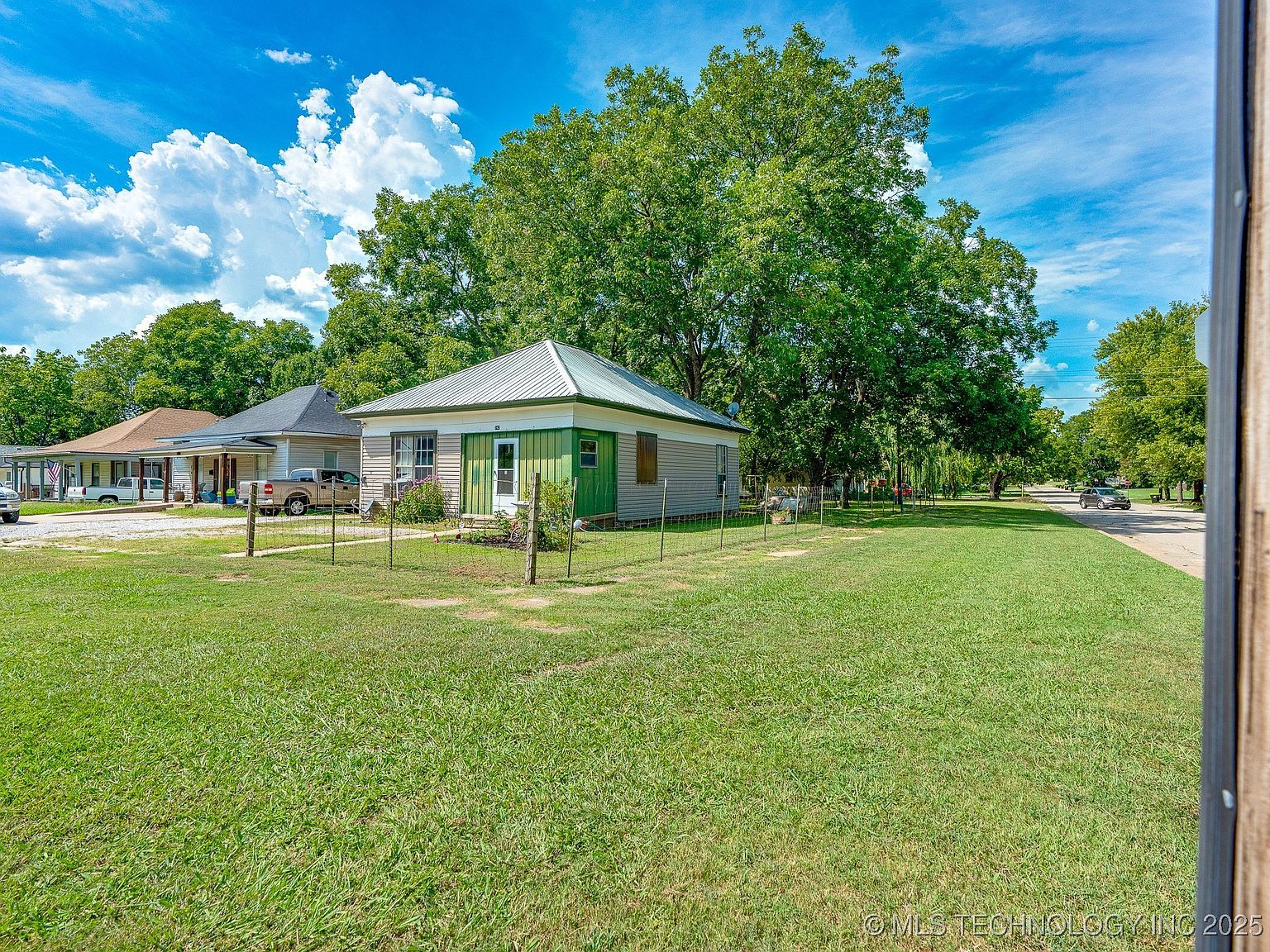 742 E 8th St Ada, OK 74820 - Thumbnail 5