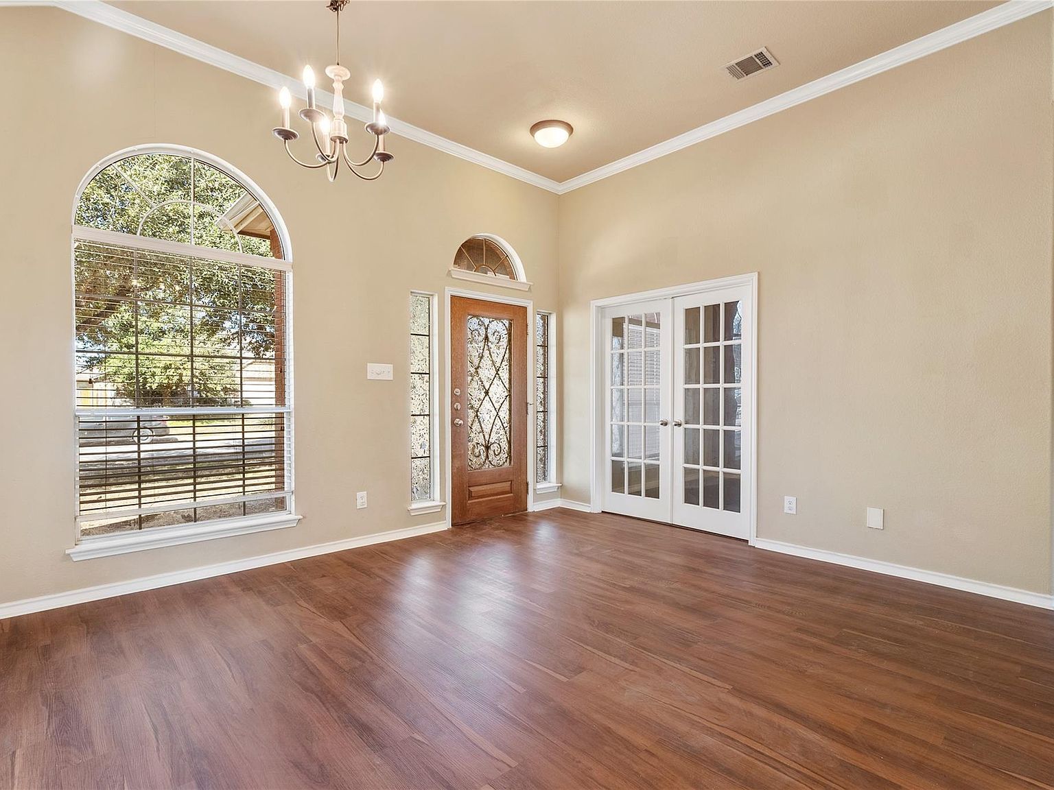 120 Emory Fields Dr Hutto, TX 78634 - Thumbnail 5