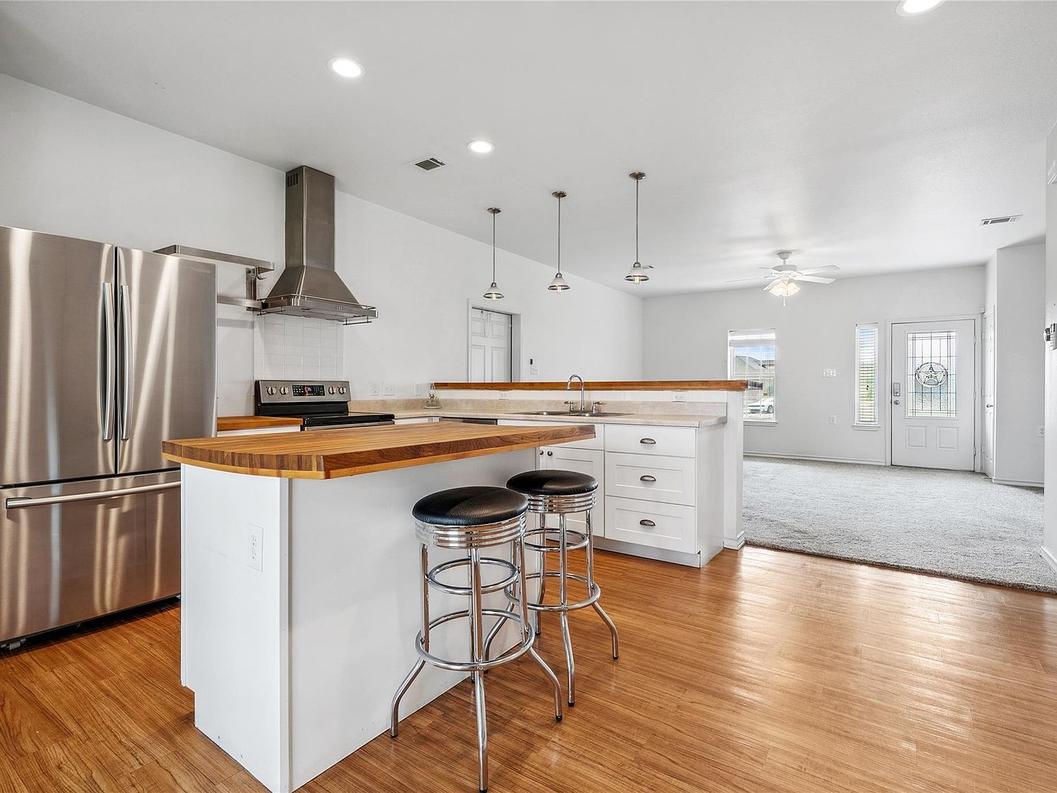 826 Savannah Cv Elgin, TX 78621 - Thumbnail 5