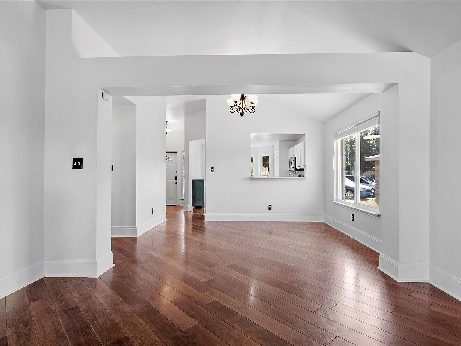 212 Valley Run Trl Elgin, TX 78621 - Thumbnail 5