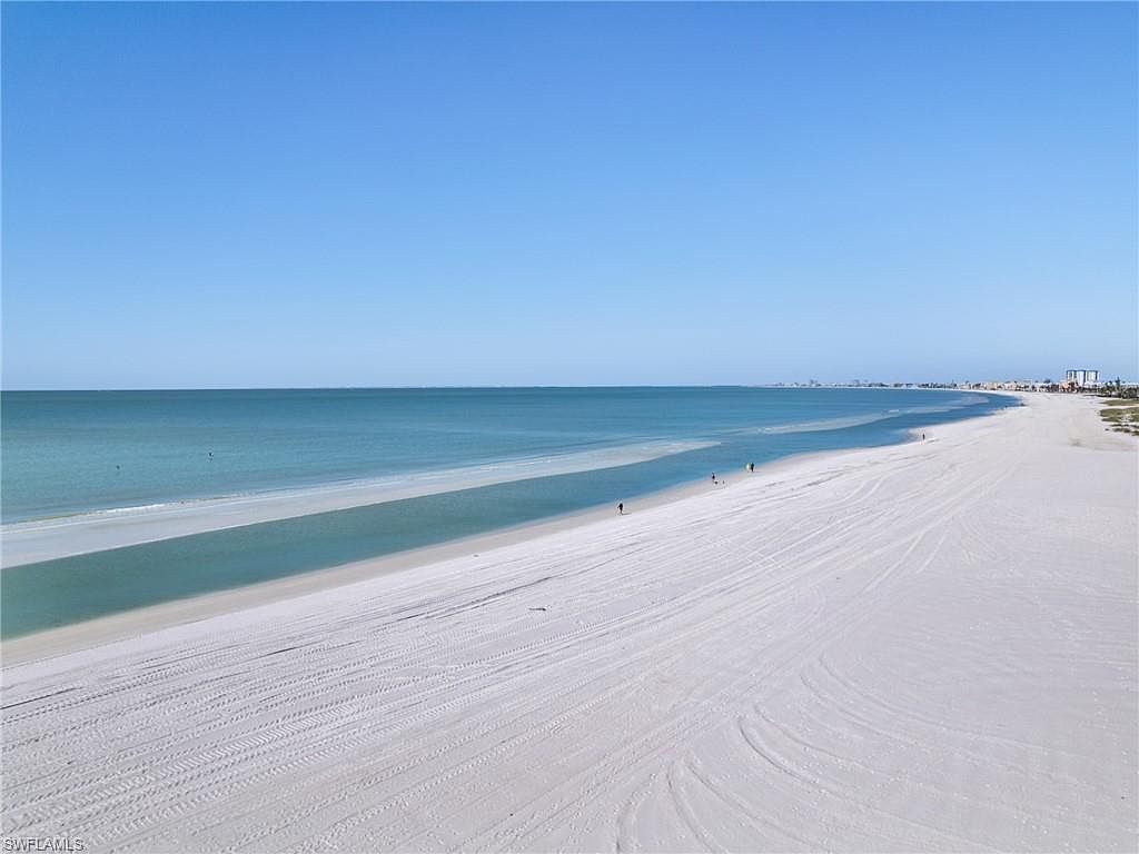 140 Curlew St Fort Myers Beach, FL 33931 - Thumbnail 5