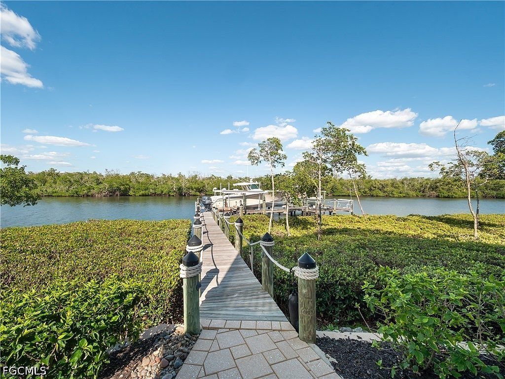 17049 Marina Cove Ln Fort Myers, FL 33908 - Thumbnail 5