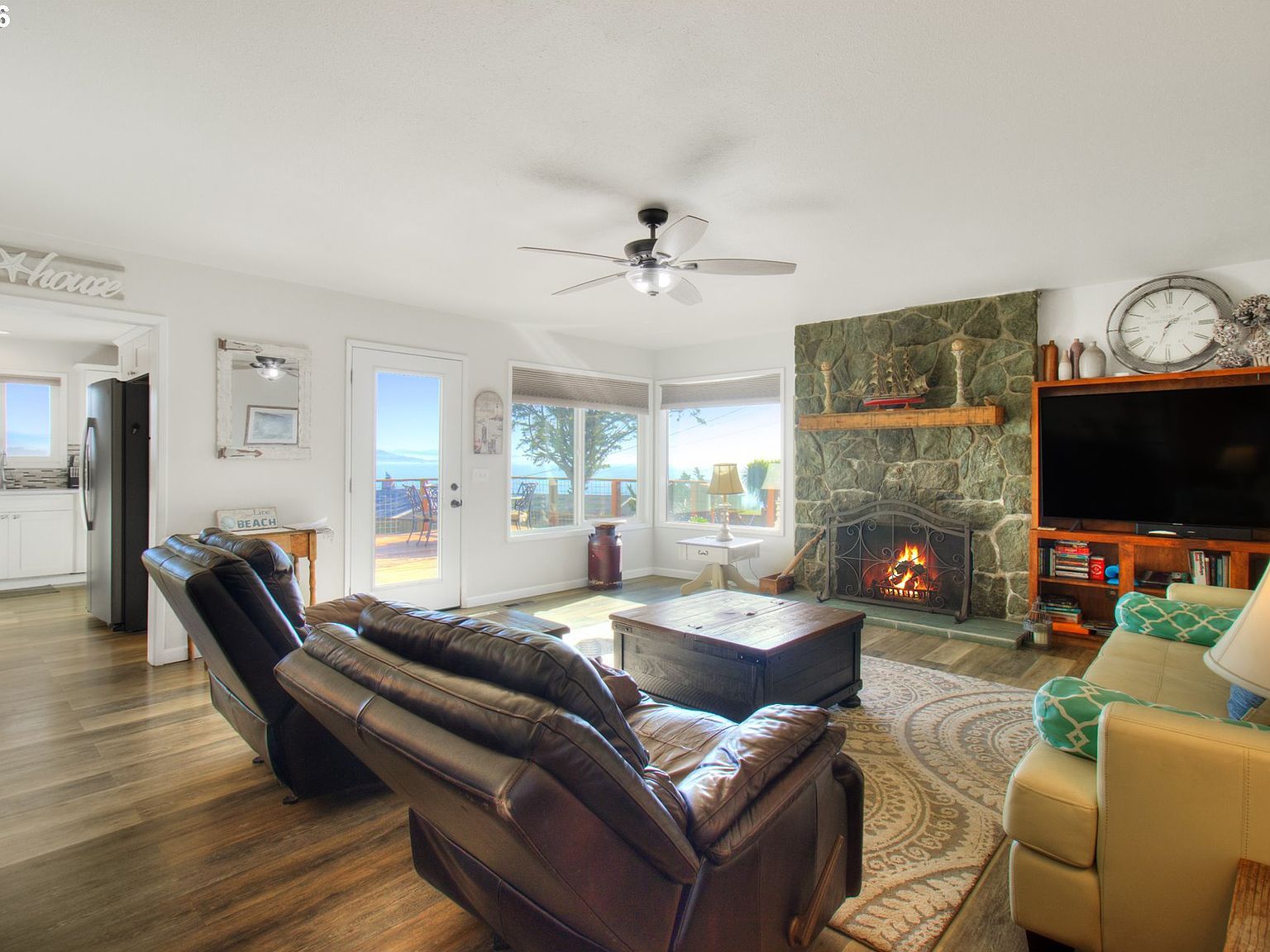 19 Otter Ter Brookings, OR 97415 - Thumbnail 5