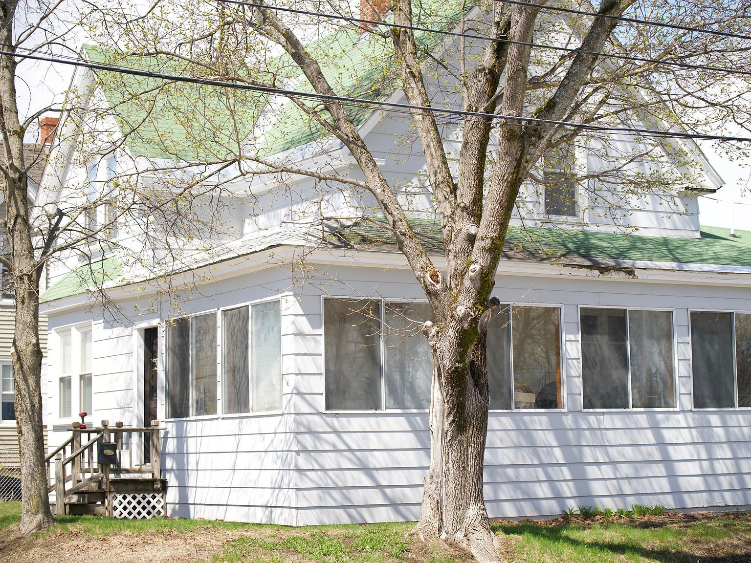 17 Katahdin Ave Millinocket, ME 04462 - Thumbnail 5