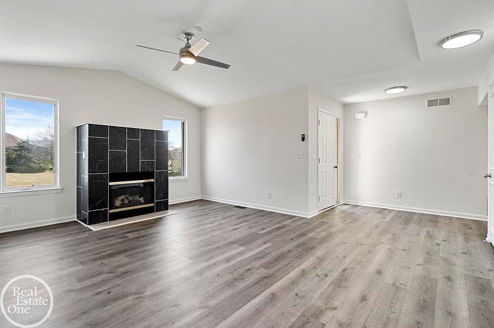 30601 Victoria Ct Chesterfield, MI 48051 - Thumbnail 5