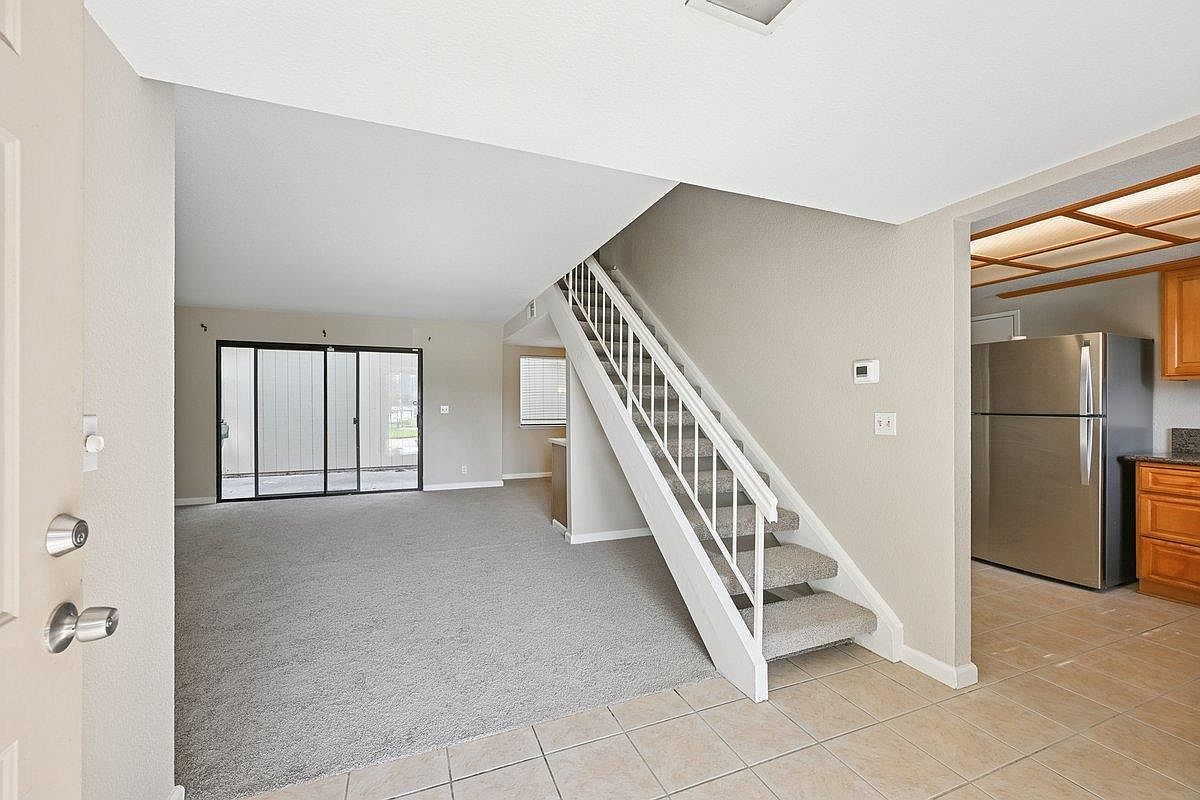 8501 Center Pkwy Sacramento, CA 95823 - Thumbnail 5