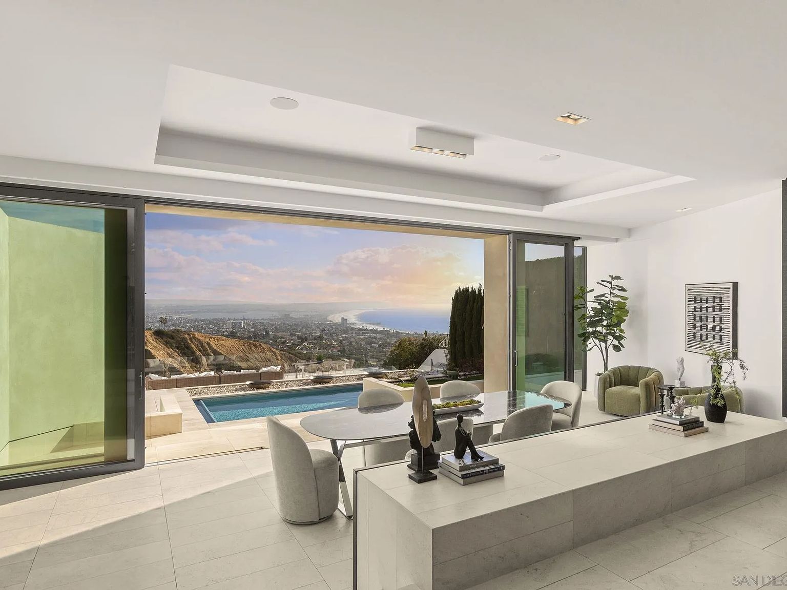 5811 Box Canyon Rd La Jolla, CA 92037 - Thumbnail 5