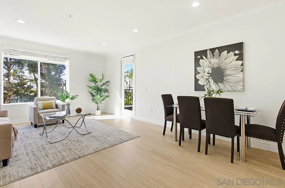 9229 Regents Rd Unit L206 La Jolla, CA 92037 - Thumbnail 5