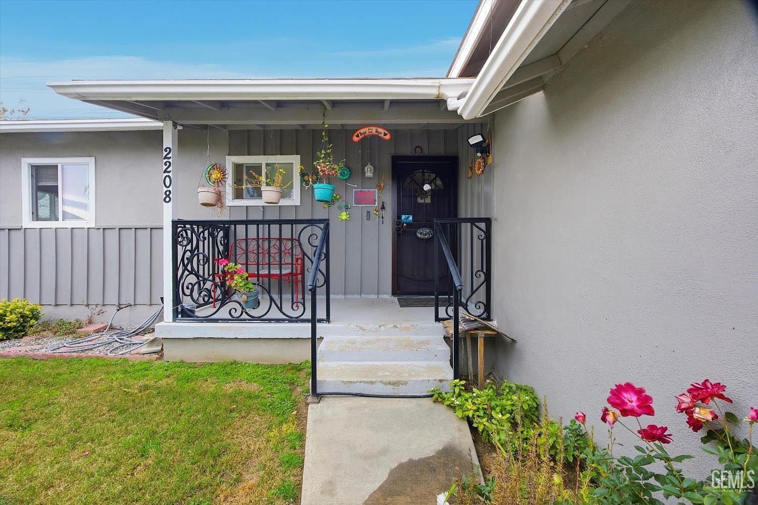 2208 Greenwood Dr Bakersfield, CA 93306 - Thumbnail 5