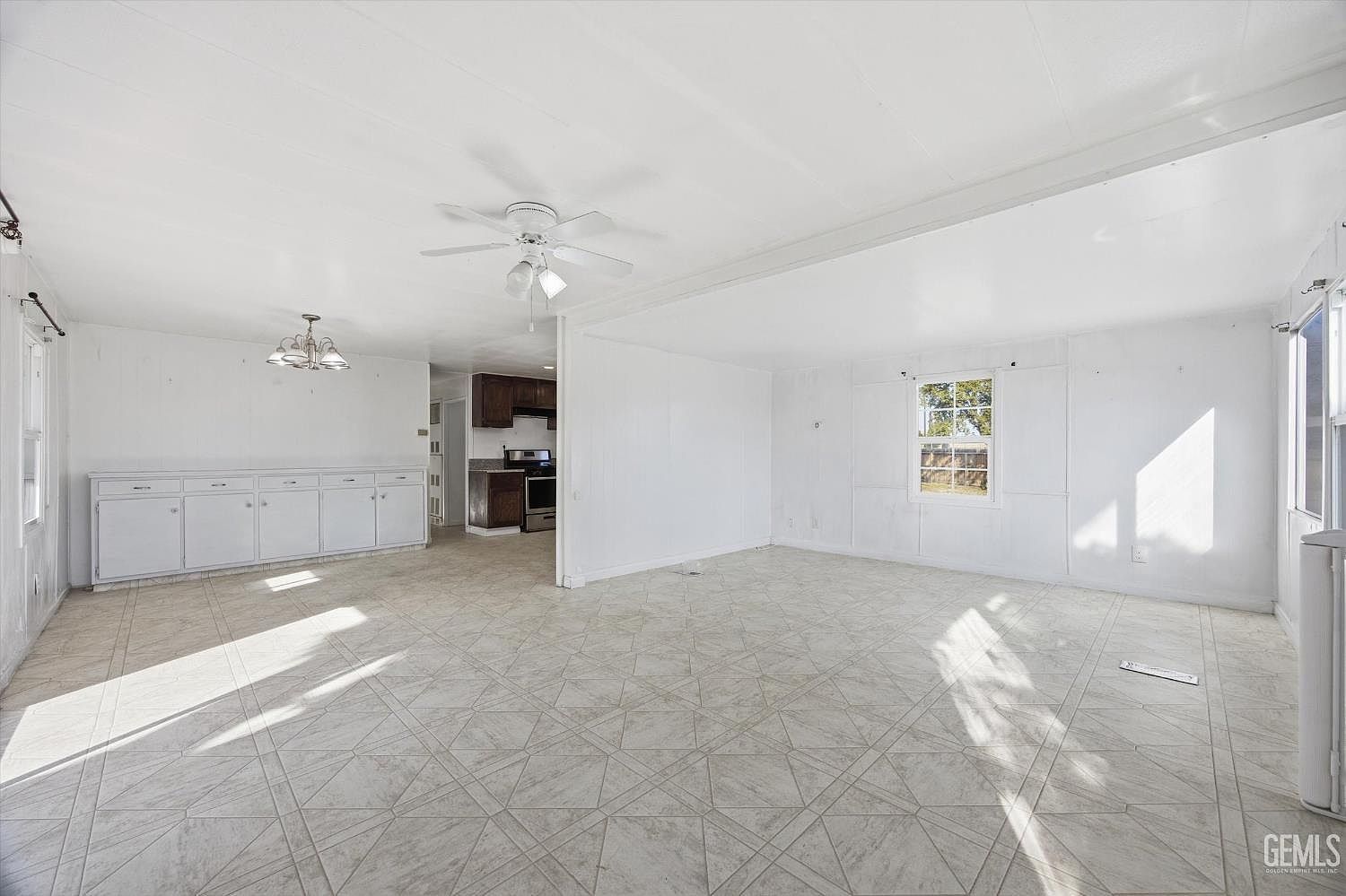 3467 Michelaine Ave Bakersfield, CA 93304 - Thumbnail 5