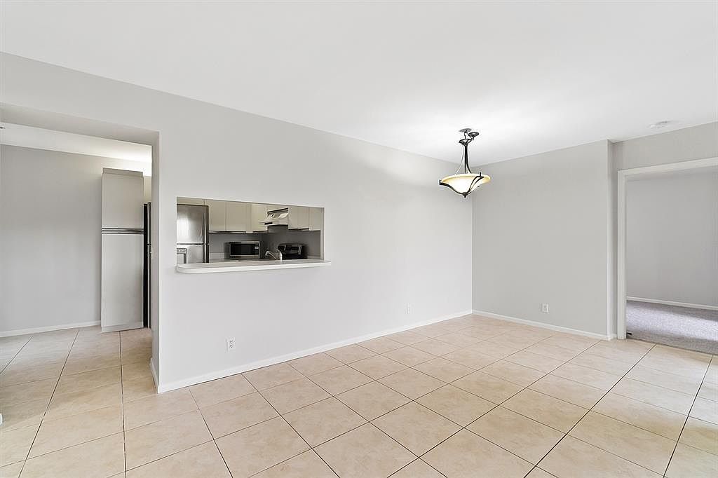 10730 NW 14th St APT 167 Fort Lauderdale, FL 33322 - Thumbnail 5