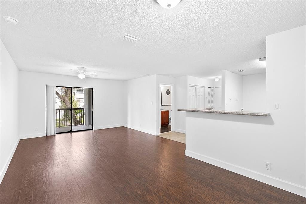 11295 W Atlantic Blvd APT 207 Pompano Beach, FL 33071 - Thumbnail 5