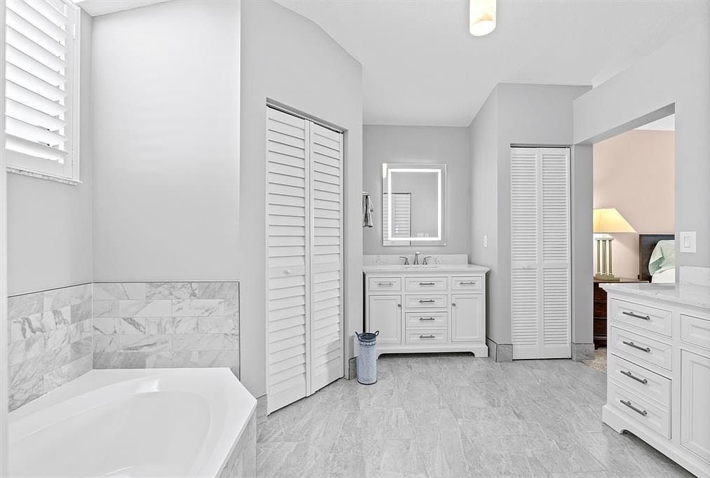 8486 Heather Pl Boynton Beach, FL 33472 - Thumbnail 5