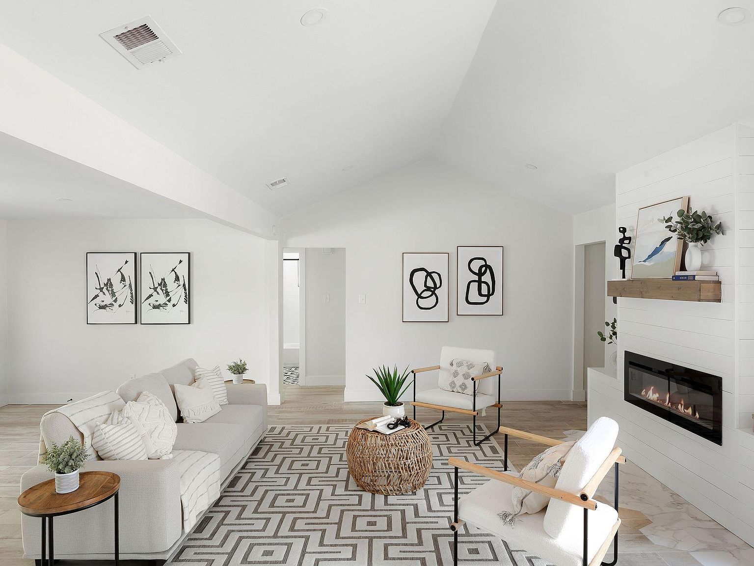 6210 Hyside Dr Austin, TX 78723 - Thumbnail 5