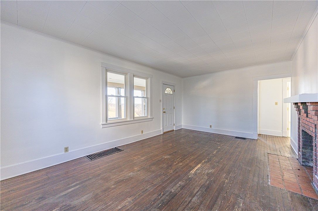 953 7th Street Ext New Kensington, PA 15068 - Thumbnail 5