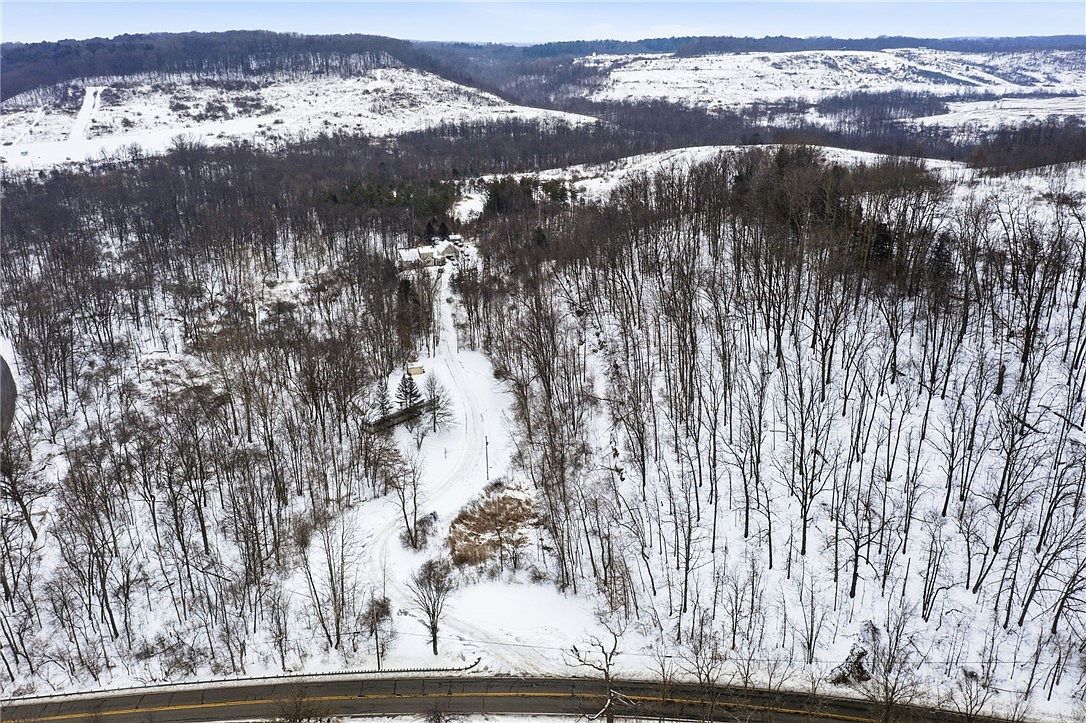 1558 Blackhawk Rd Darlington, PA 16115 - Thumbnail 5