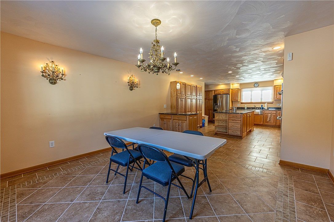 50 Camelot Ct Pittsburgh, PA 15235 - Thumbnail 5