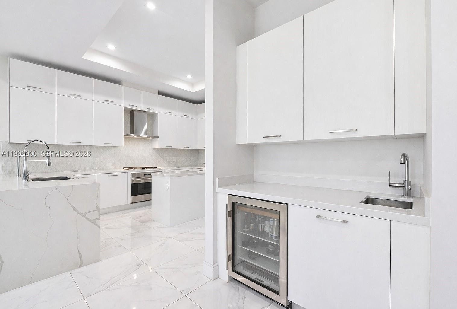 8424 NW 51st Ter Doral, FL 33166 - Thumbnail 5