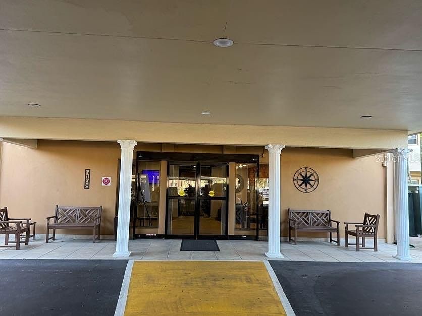 5108 Brittany Dr S APT 903 Saint Petersburg, FL 33715 - Thumbnail 5