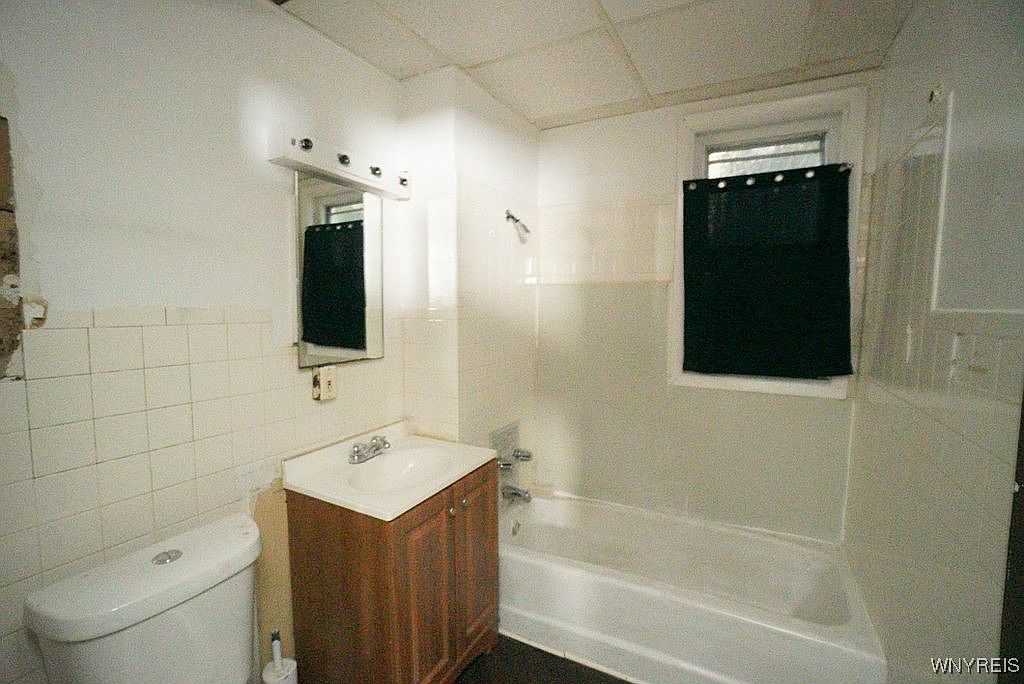 108 Roebling Ave Buffalo, NY 14215 - Thumbnail 5