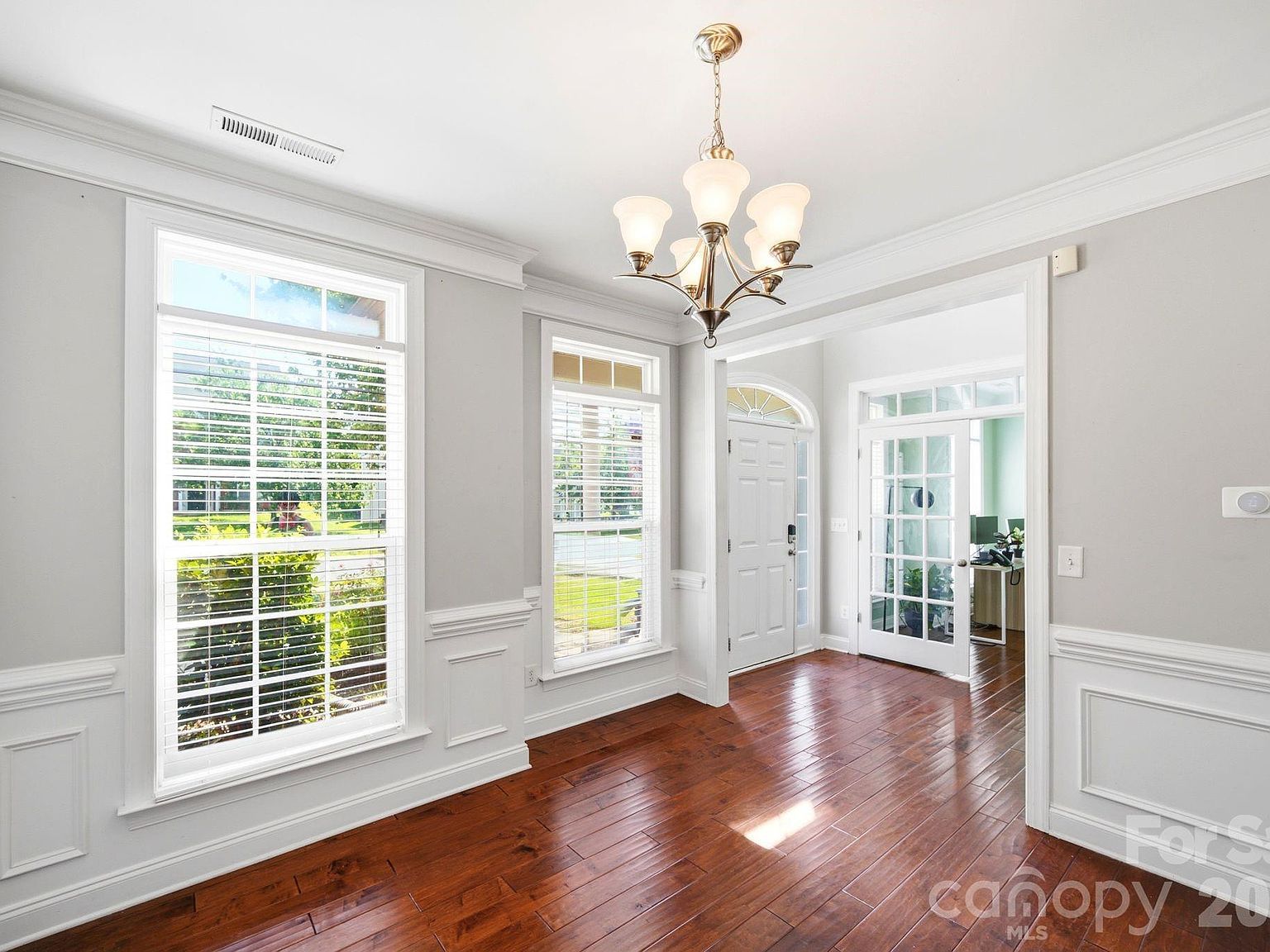 8505 Delamere Ln Charlotte, NC 28269 - Thumbnail 5