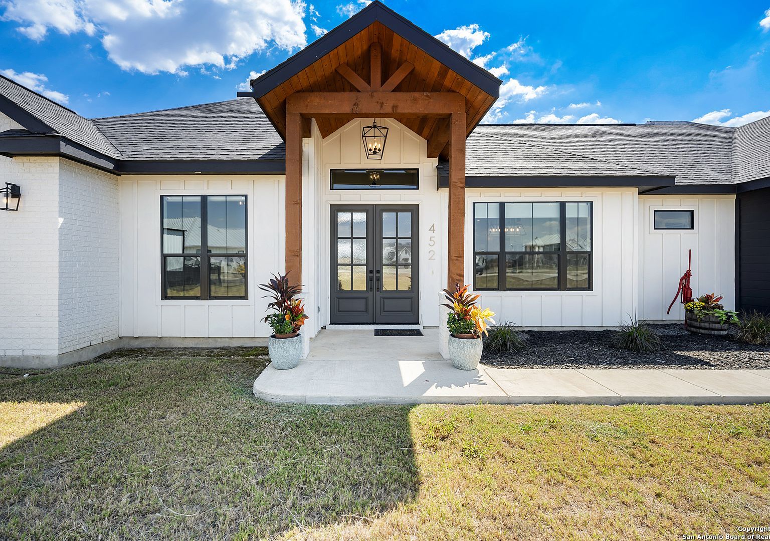 452 Farmstead Dr Seguin, TX 78155 - Thumbnail 5