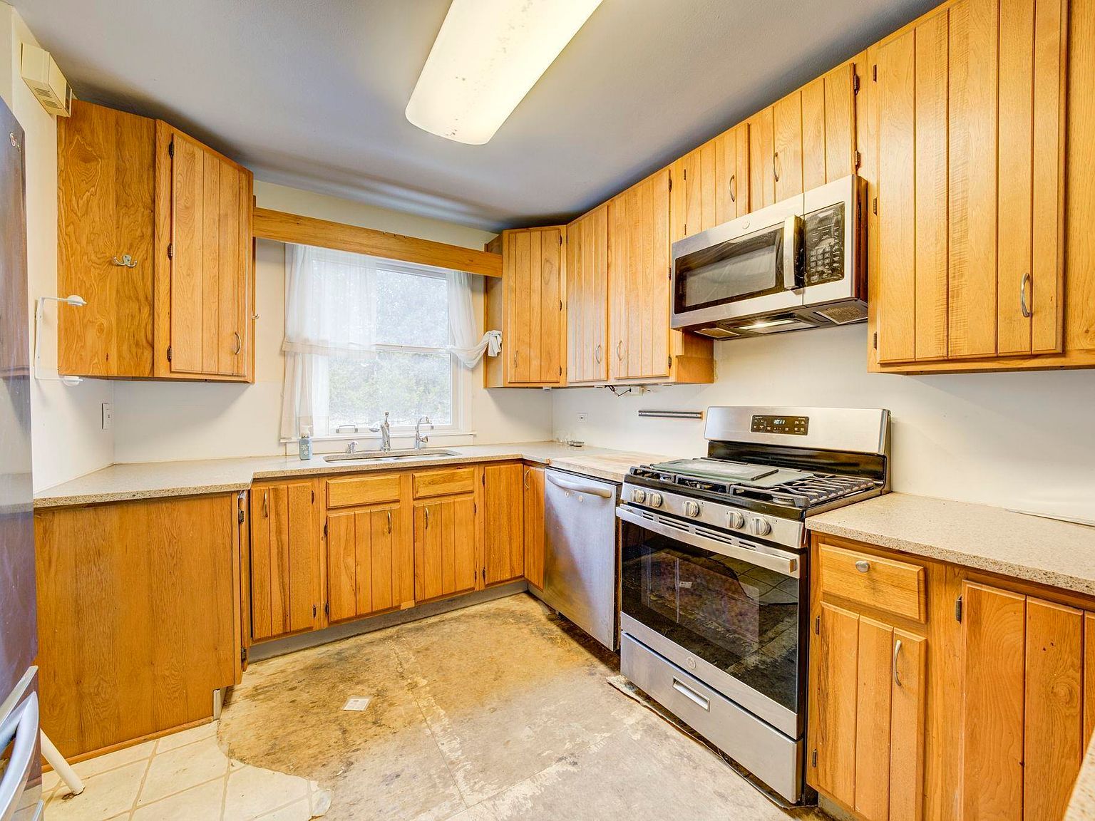 974 N Mill St Northport, MI 49670 - Thumbnail 5