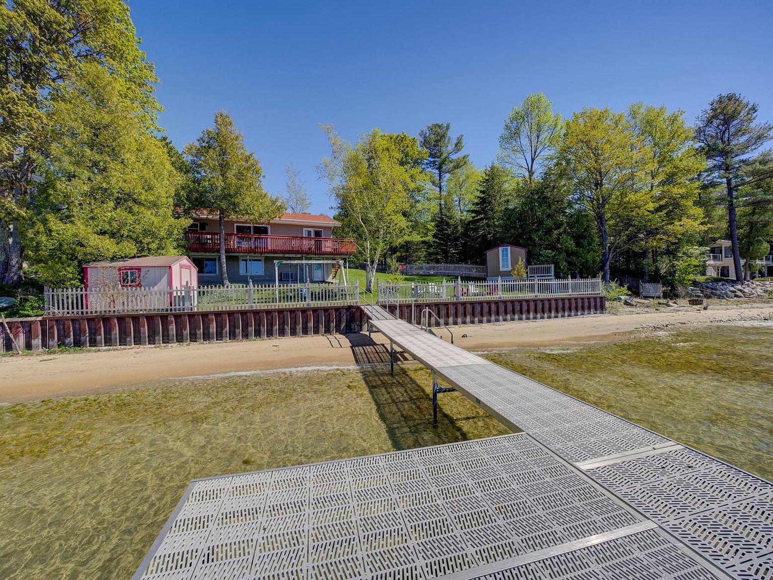 488 S Stony Point Rd Suttons Bay, MI 49682 - Thumbnail 5