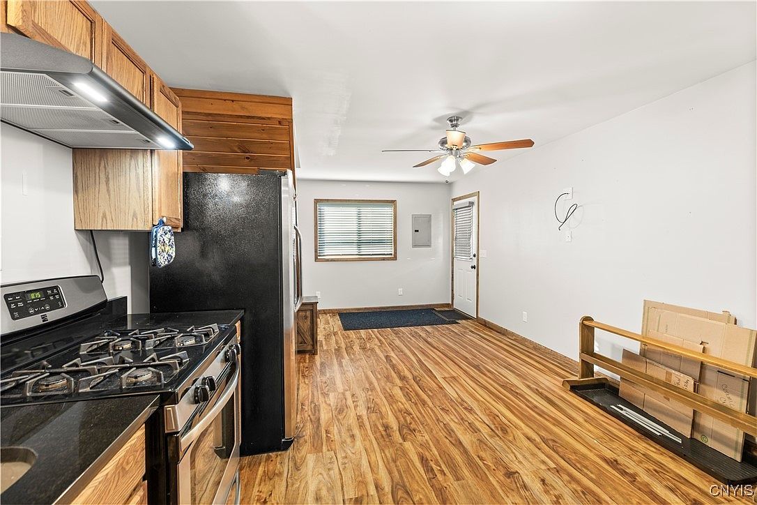 6821 McAlpine St Lyons Falls, NY 13368 - Thumbnail 5