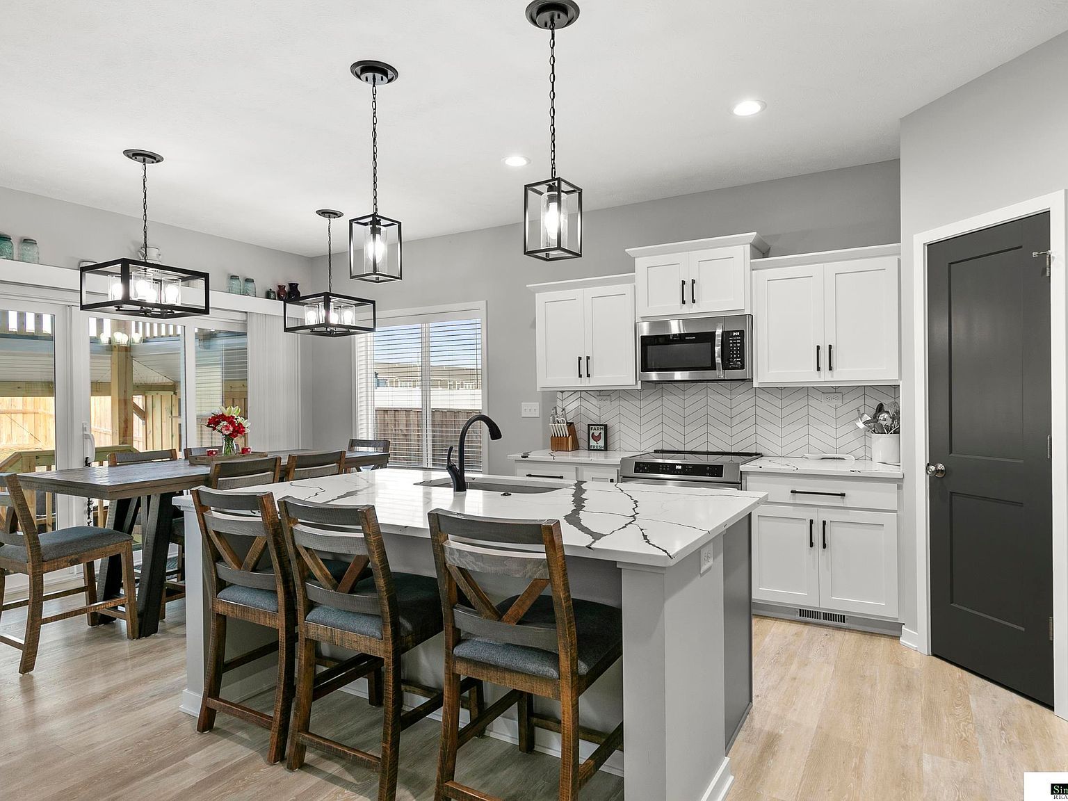 800 W Avondale St Lincoln, NE 68523 - Thumbnail 5