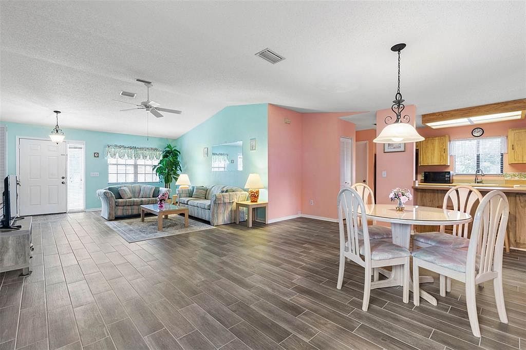 57 Folson Ln Palm Coast, FL 32137 - Thumbnail 5