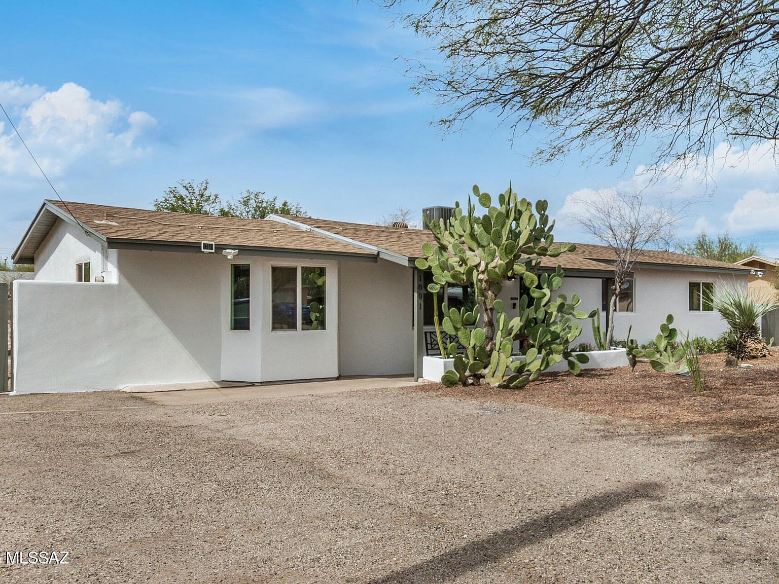 1801 N Cloverland Ave Tucson, AZ 85712 - Thumbnail 5