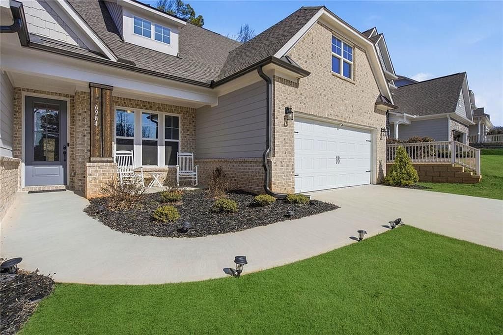 6984 Manchester Dr Flowery Branch, GA 30542 - Thumbnail 5